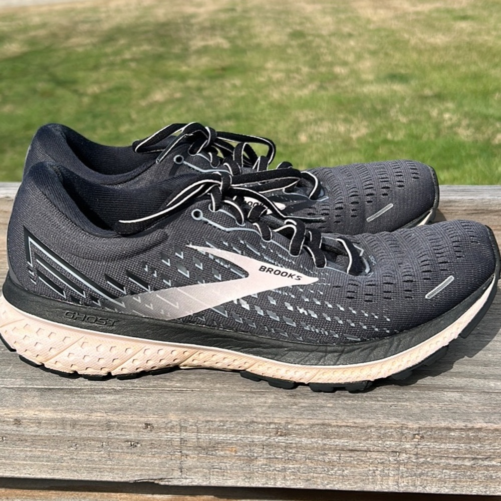 Brooks Ghost 13 Womans size 8.5